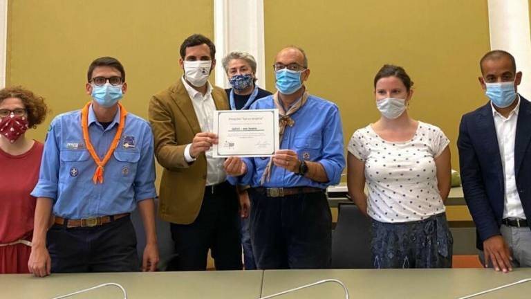 Spesa sospesa nell'emergenza coronavirus: gli attestati a Cesena Spesa sospesa nell'emergenza coronavirus: gli attestati a Cesena