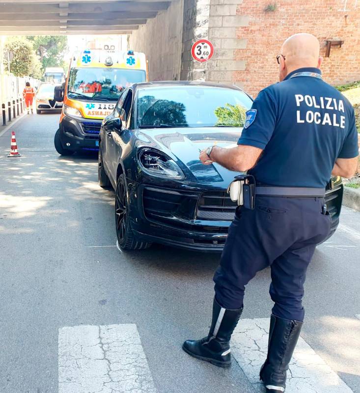 Rimini, incidente: investito in bici, grave 86enne Rimini, incidente: investito in bici, grave 86enne