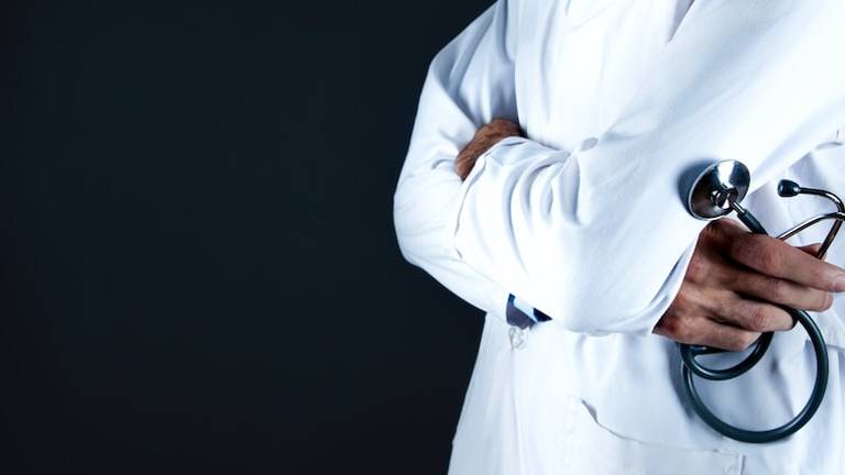 Rezza: Vaccinatevi contro l'influenza: senza mascherine sarà molto diffusa Rezza: Vaccinatevi contro l'influenza: senza mascherine sarà molto diffusa