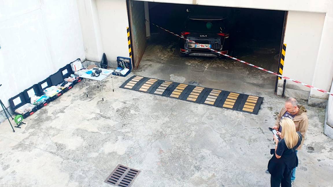 Rimini, donna uccisa a coltellate in via del Ciclamino: l’ipotesi della violenza sessuale Rimini, donna uccisa a coltellate in via del Ciclamino: l’ipotesi della violenza sessuale
