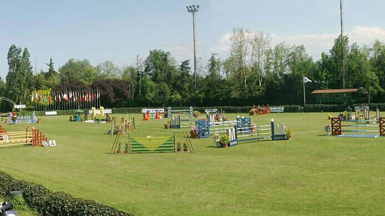 Equitazione, i tricolori di salto a ostacoli tornano a Cervia Equitazione, i tricolori di salto a ostacoli tornano a Cervia