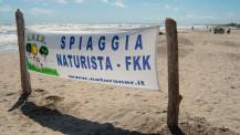 Ravenna, la spiaggia naturista di Lido di Dante riapre il 25 maggio