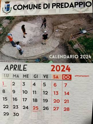 A Predappio il 25 aprile è Festa della Repubblica, il 2 novembre è Ognissanti: che errori nel calendario del Comune A Predappio il 25 aprile è Festa della Repubblica, il 2 novembre è Ognissanti: che errori nel calendario del Comune