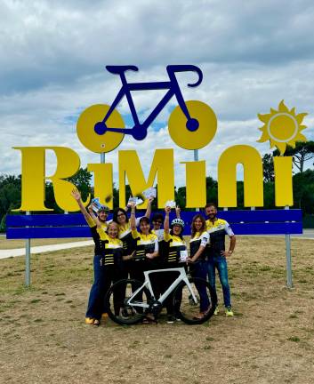 Arriva il Tour e a Rimini spunta la piadina gialla- Gallery Arriva il Tour e a Rimini spunta la piadina gialla- Gallery