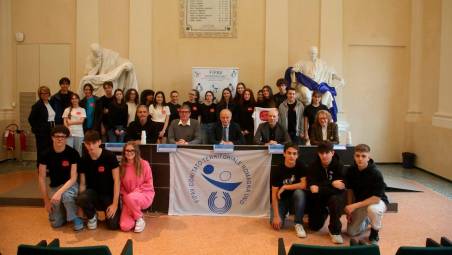 Anche una classe terza del Liceo Classico Monti di Cesena presente alla conferenza stampa di presentazione