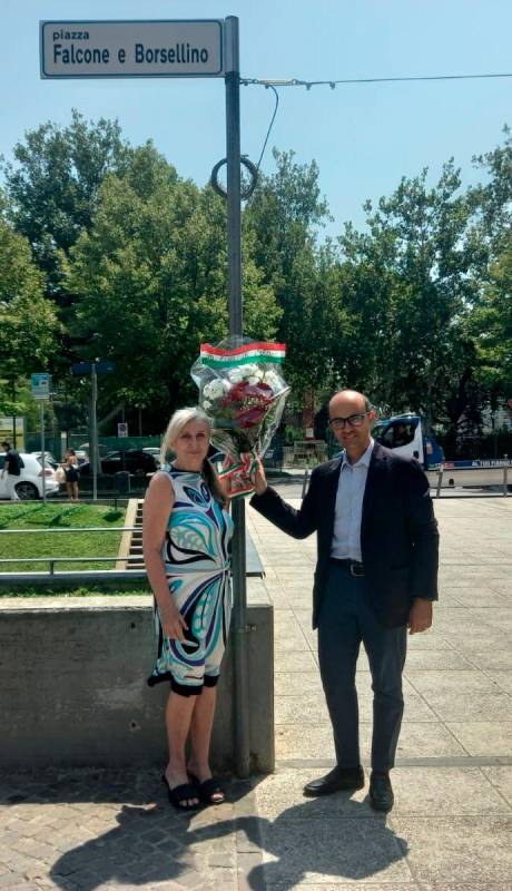 Forlì rende omaggio a Paolo Borsellino e agli agenti della sua scorta Forlì rende omaggio a Paolo Borsellino e agli agenti della sua scorta