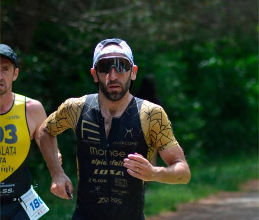 Triathlon, il forlivese Mattia Ceccarelli si conferma campione italiano Triathlon, il forlivese Mattia Ceccarelli si conferma campione italiano