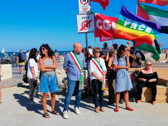 La voce di Rimini: “Pace e stop alle armi a Gaza” VIDEO GALLERY La voce di Rimini: “Pace e stop alle armi a Gaza” VIDEO GALLERY