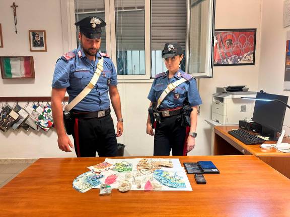 Ravenna, sorpreso con la droga dello spaccio: arrestato 53enne di Russi Ravenna, sorpreso con la droga dello spaccio: arrestato 53enne di Russi