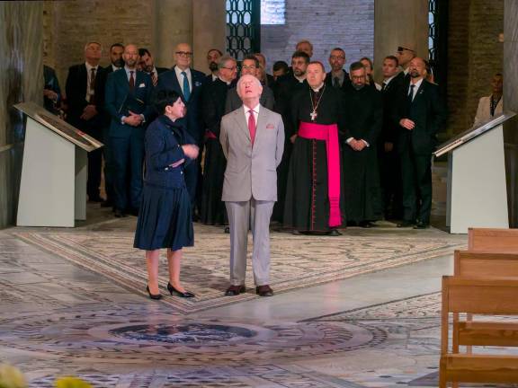 Carlo III a San Vitale (fotoservizio Massimo Fiorentini) Carlo III a San Vitale (fotoservizio Massimo Fiorentini)