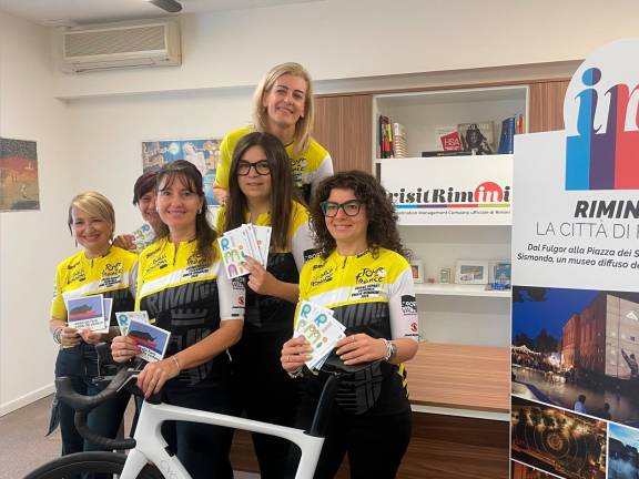 Arriva il Tour e a Rimini spunta la piadina gialla- Gallery Arriva il Tour e a Rimini spunta la piadina gialla- Gallery