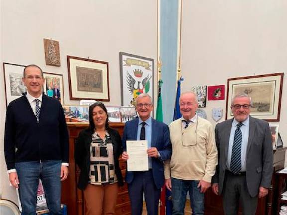 Ravenna, protocollo di intesa tra Prefettura e Federazione Tabaccai in nome della legalità Ravenna, protocollo di intesa tra Prefettura e Federazione Tabaccai in nome della legalità