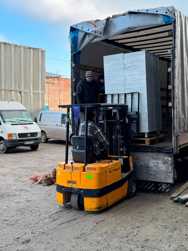 San Marino, un tir carico di aiuti per l’Ucraina da “Carità Senza Confini” San Marino, un tir carico di aiuti per l’Ucraina da “Carità Senza Confini”