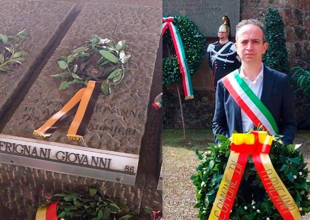 Il presidente del Consiglio Comunale Massimo Cameliani oggi alle Fosse Ardeatine Il presidente del Consiglio Comunale Massimo Cameliani oggi alle Fosse Ardeatine