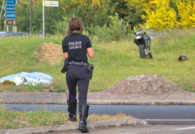 Marina di Ravenna, tragico incidente: muore in moto a 17 anni - Gallery Marina di Ravenna, tragico incidente: muore in moto a 17 anni - Gallery
