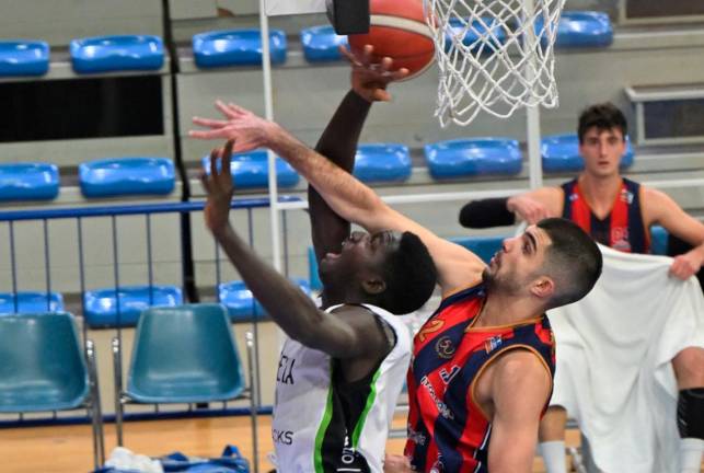 Moustapha Ndiaye Moustapha Ndiaye