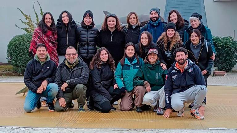 Riccione, cinofili a scuola da addestratori di delfini, falconieri e keeper di animali esotici Riccione, cinofili a scuola da addestratori di delfini, falconieri e keeper di animali esotici