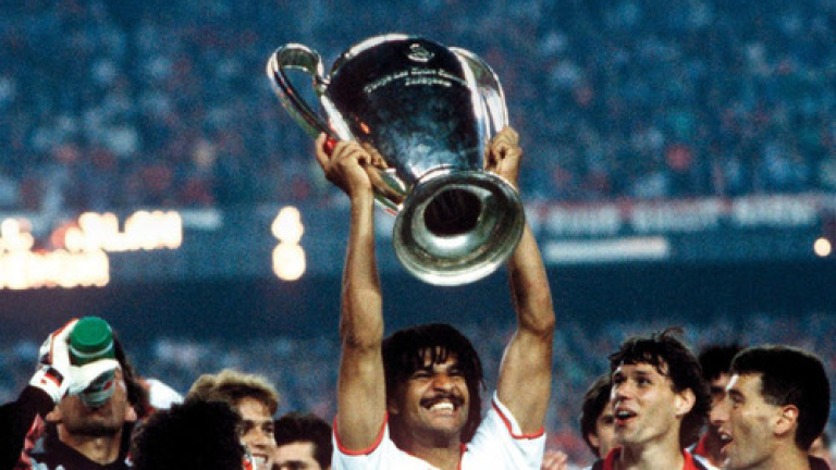 Cervia, Arrigo Sacchi ripercorre la storia del suo Milan stellare Cervia, Arrigo Sacchi ripercorre la storia del suo Milan stellare