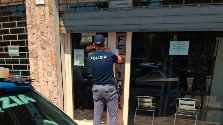 Forlì. Violenta rissa in un bar, locale chiuso per 15 giorni Forlì. Violenta rissa in un bar, locale chiuso per 15 giorni