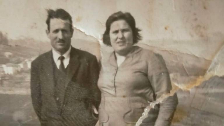 I nonni di Francesco sul luogo in cui è sorto poi il Bar ristorante Barbotto I nonni di Francesco sul luogo in cui è sorto poi il Bar ristorante Barbotto