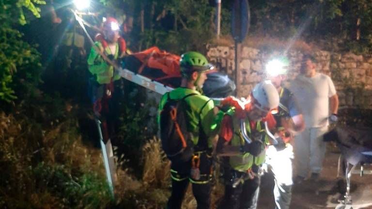 Il recupero della salma (foto Cnsas) Il recupero della salma (foto Cnsas)
