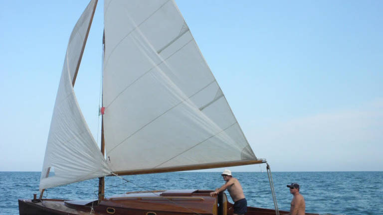 A Rimini una barca che ricorda quella di Albert Einstein A Rimini una barca che ricorda quella di Albert Einstein