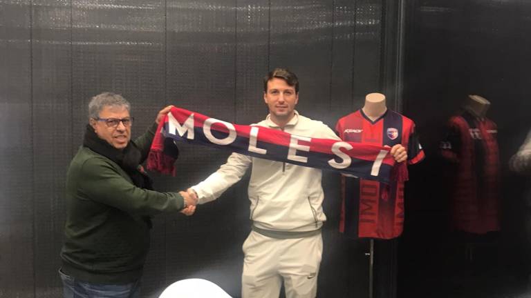 Calcio serie C, l'Imolese si rinforza con Bertaso, annuncia Paponi e cede Attys Calcio serie C, l'Imolese si rinforza con Bertaso, annuncia Paponi e cede Attys