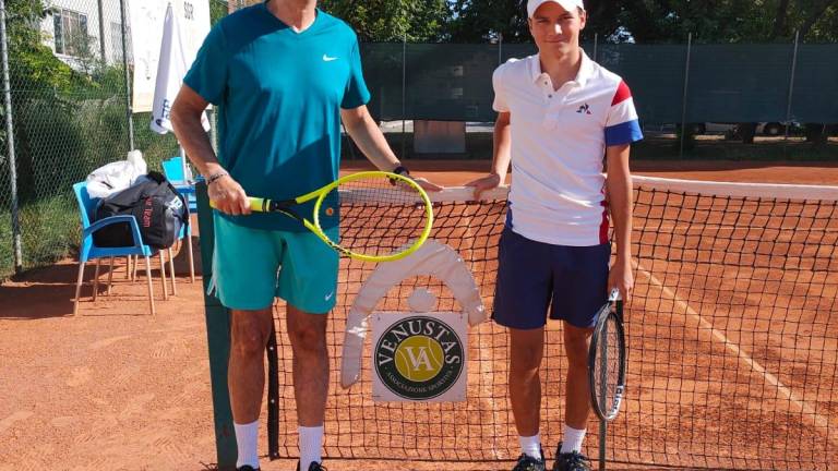 Tennis, Riciputi avanza al Ct Venustas Tennis, Riciputi avanza al Ct Venustas