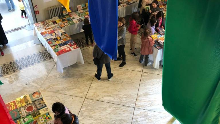 Mercato Saraceno, Dentro il libro con grandi numeri - Gallery Mercato Saraceno, Dentro il libro con grandi numeri - Gallery