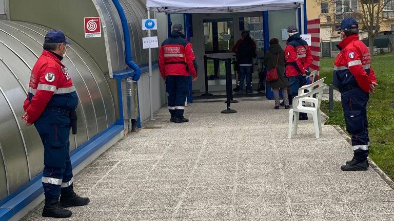 Covid, anche i non residenti possono vaccinarsi in Emilia-Romagna Covid, anche i non residenti possono vaccinarsi in Emilia-Romagna