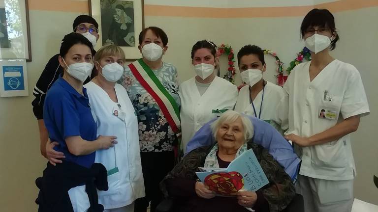 Solarolo, gli splendidi 101 anni di Francesca Toschi Solarolo, gli splendidi 101 anni di Francesca Toschi
