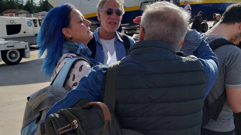 Missione cesenate in Ucraina: il mezzo dei volontari si blocca verso la frontiera Missione cesenate in Ucraina: il mezzo dei volontari si blocca verso la frontiera