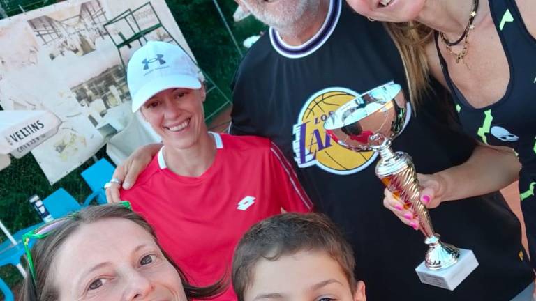 Tennis, Cinzia Patrucco vince il derby con Giulia Sangiorgi ed è la regina del Trofeo del Gelso al Ct Venustas Tennis, Cinzia Patrucco vince il derby con Giulia Sangiorgi ed è la regina del Trofeo del Gelso al Ct Venustas