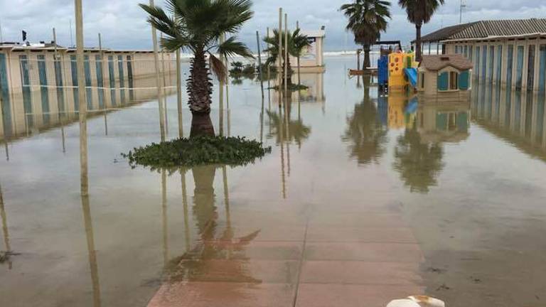 Alta marea, vento e pioggia. Nuova allerta meteo in Romagna Alta marea, vento e pioggia. Nuova allerta meteo in Romagna