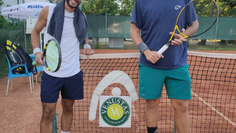 Tennis, Venturini, Vicini, Russo e Liverani avanzano a Igea Marina Tennis, Venturini, Vicini, Russo e Liverani avanzano a Igea Marina