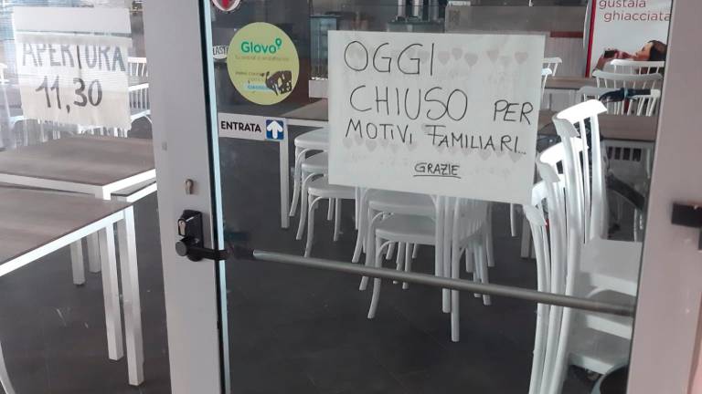 Cesena, aggressione al bar: in 5 all’ospedale Cesena, aggressione al bar: in 5 all’ospedale