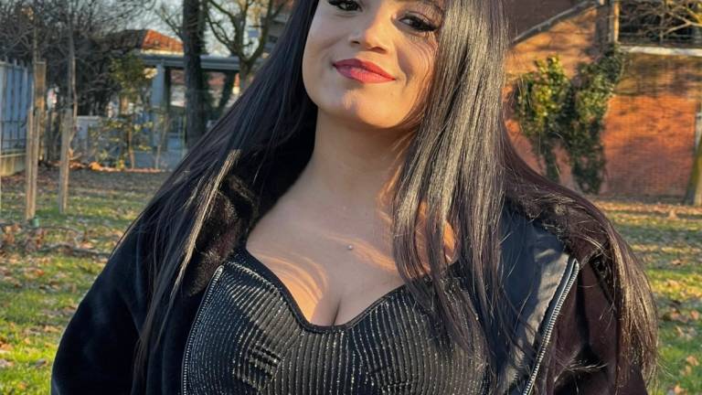 Lugo, pubblica foto hot, viene licenziata dal ristorante Lugo, pubblica foto hot, viene licenziata dal ristorante