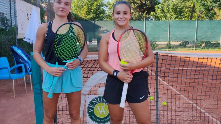 Tennis: Gubertini, Pansica, Lombardini, Casoli e Cinquino negli ottavi al Trofeo del Gelso del Ct Venustas Tennis: Gubertini, Pansica, Lombardini, Casoli e Cinquino negli ottavi al Trofeo del Gelso del Ct Venustas