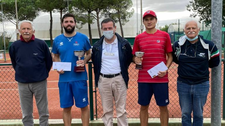Tennis, Pompei trionfa all'Open di Cervia Tennis, Pompei trionfa all'Open di Cervia