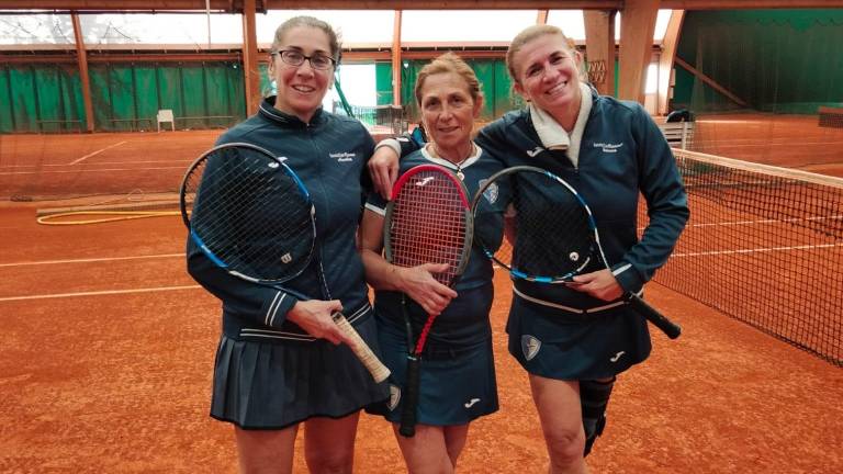 Tennis, l'avventura del Riccione si ferma in semifinale ai regionali Tennis, l'avventura del Riccione si ferma in semifinale ai regionali