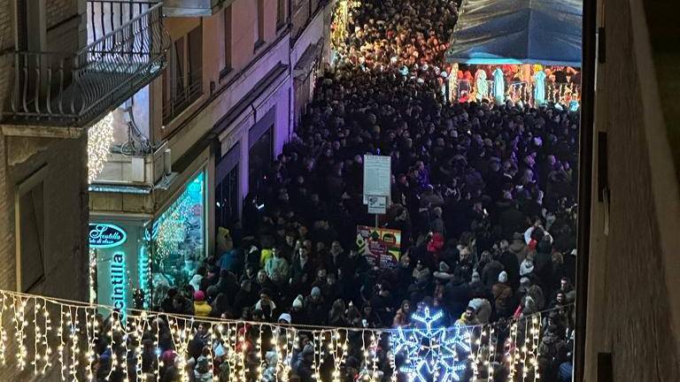 Capodanno a Rimini. Il ritorno del concertone con Biagio Antonacci e una folla fra centro storico e mare GALLERY Capodanno a Rimini. Il ritorno del concertone con Biagio Antonacci e una folla fra centro storico e mare GALLERY