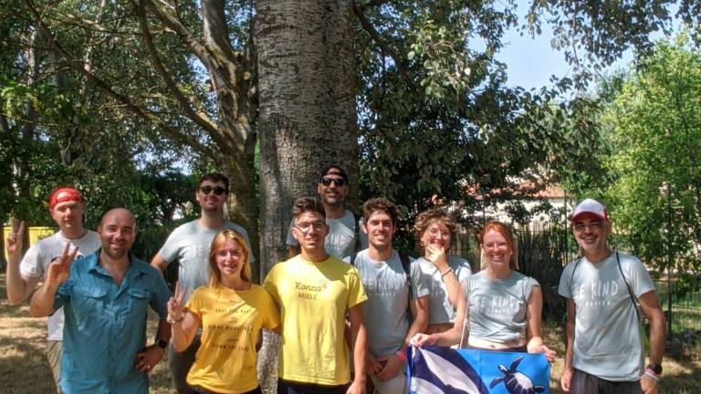 Cattolica, i volontari di Be Kind puliscono il parco della Pace e l'area di sosta di via Carpignola Cattolica, i volontari di Be Kind puliscono il parco della Pace e l'area di sosta di via Carpignola