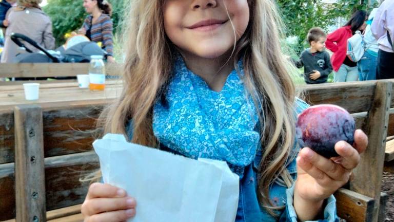 I bambini di Forlì a lezione di sostenibilità al mercato di Campagna Amica I bambini di Forlì a lezione di sostenibilità al mercato di Campagna Amica