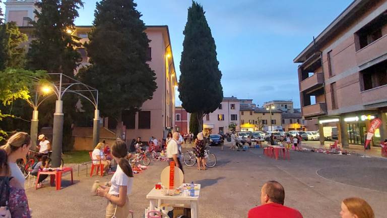 Savignano, mercatino dei puffetti: mercoledì torna la mostrascambio dei bambini Savignano, mercatino dei puffetti: mercoledì torna la mostrascambio dei bambini