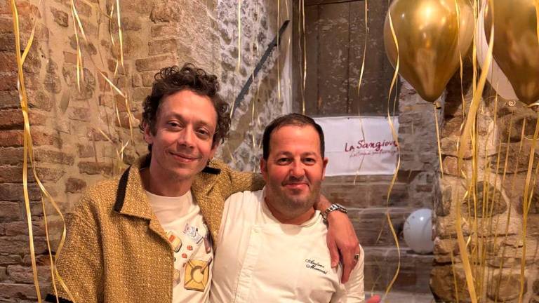 I “46” di Valentino Rossi in Romagna, festa di compleanno con Cesare Cremonini I “46” di Valentino Rossi in Romagna, festa di compleanno con Cesare Cremonini