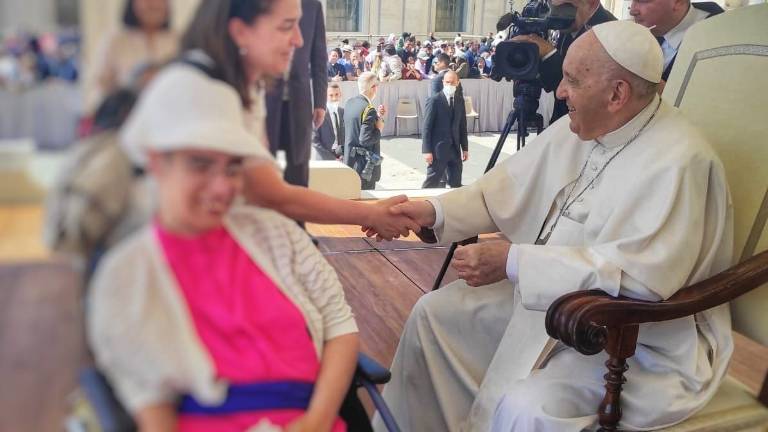 Papa Francesco incontra i ragazzi del Centro Don Commissari di Imola Papa Francesco incontra i ragazzi del Centro Don Commissari di Imola