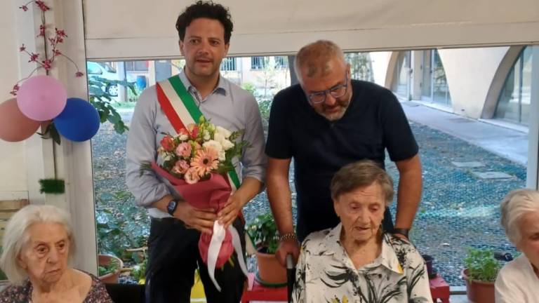 Rimini, ho 100 anni e sono contenta, ho sempre fatto quello che volevo e con onestà: il traguardo di Maria Rossi Rimini, ho 100 anni e sono contenta, ho sempre fatto quello che volevo e con onestà: il traguardo di Maria Rossi