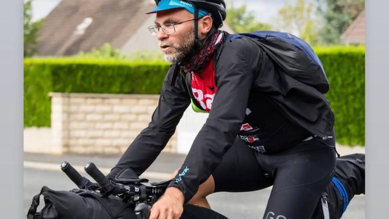 Maestro elementare di Cesena in bicicletta dall'Italia a Capo Nord: Ora spero in una cattedra in città - Gallery Maestro elementare di Cesena in bicicletta dall'Italia a Capo Nord: Ora spero in una cattedra in città - Gallery