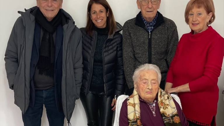 Cervia, i magnifici 101 anni di Maria Olga Boscherini Cervia, i magnifici 101 anni di Maria Olga Boscherini