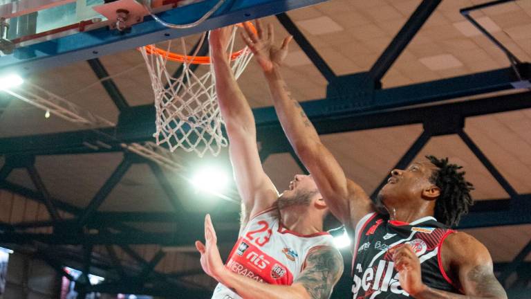 Basket A2, Rimini aspetta il recupero di Johnson Basket A2, Rimini aspetta il recupero di Johnson